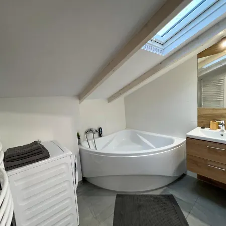 Apartamenty Limanowa Lägenhet